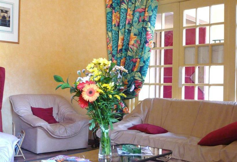 Inter-Hotel Clos Sainte-Marie  | Nevers | Nievre | France 9