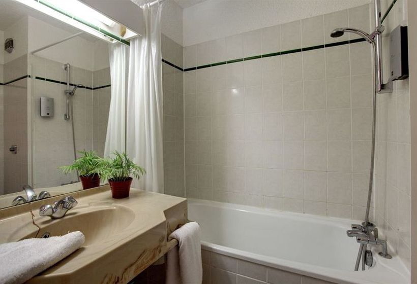 Hotel Anemotel  | Riom | Puy-de-Dome | France 10