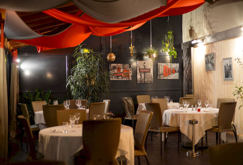 Hotel la Chapouliere  | Ruoms | Ardèche | France 14