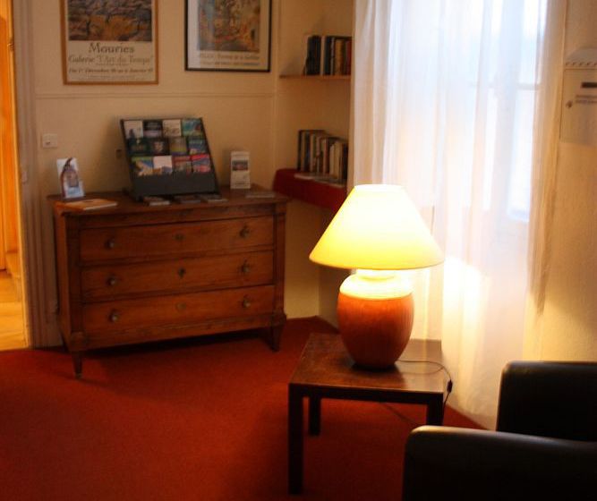 Hôtel Hostellerie le Chalet Fleuri  | Saint Rémy de Provence | Bouches du Rhone | France 7