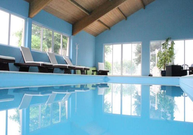 Hotel le Chatard  | Sarcey | Rhone | Francia 10