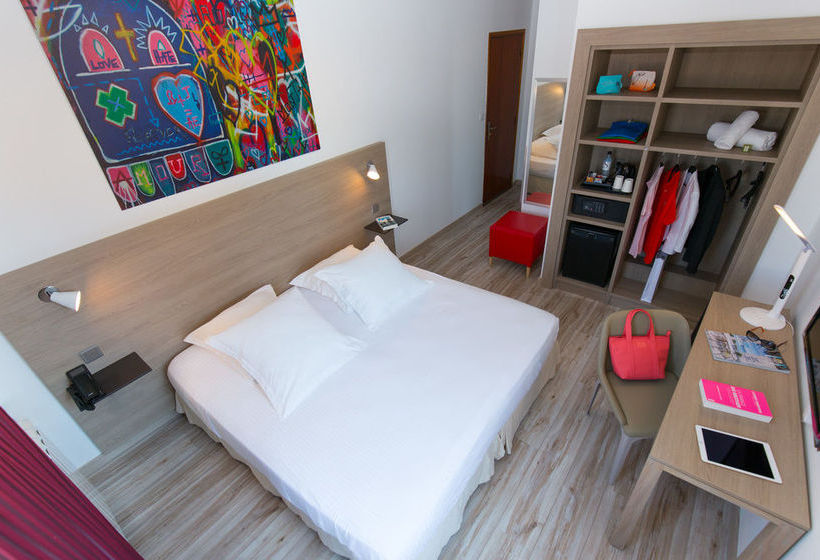 Grand Hotel Dauphine  | Toulon | Var | France 14