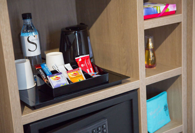 Grand Hotel Dauphine  | Toulon | Var | France 16