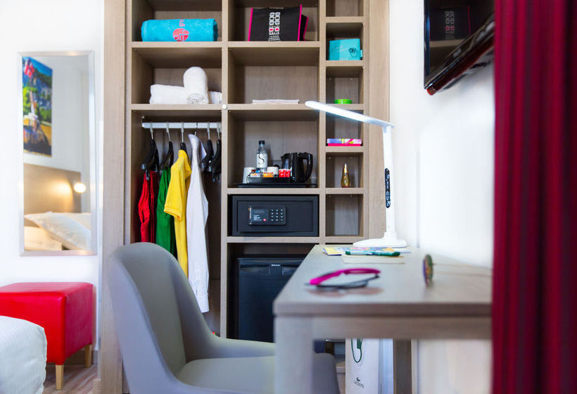 Grand Hotel Dauphine  | Toulon | Var | France 18