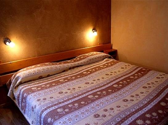 Hôtel De la Paix  | Tournus | Saone-et-Loire | France 5