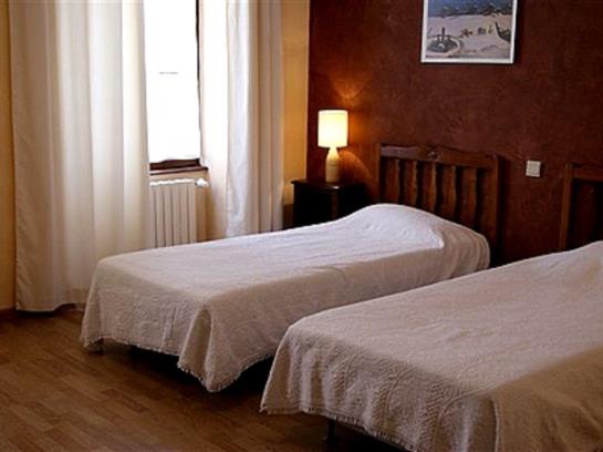 Hôtel De la Paix  | Tournus | Saone-et-Loire | France 6