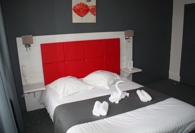 Hotel de Biarritz  | Vichy | Allier | France 7