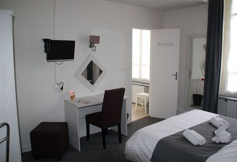 Hotel de Biarritz  | Vichy | Allier | France 8