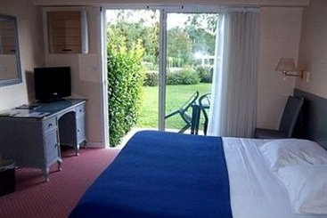 Hotel Val de Vienne  | Le Vigeant | Vienne | França 10