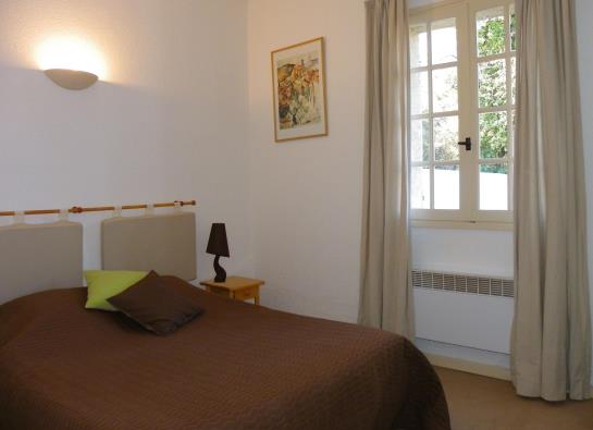 Hotel les Esparrus  | Villecroze | Var | France