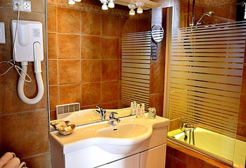 Hotel Residence les Cedres  | Villeneuve les Avignon | Gard | France 1