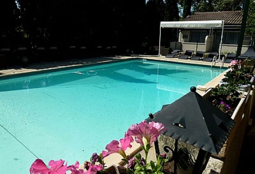 Hotel Residence les Cedres  | Villeneuve les Avignon | Gard | France 18