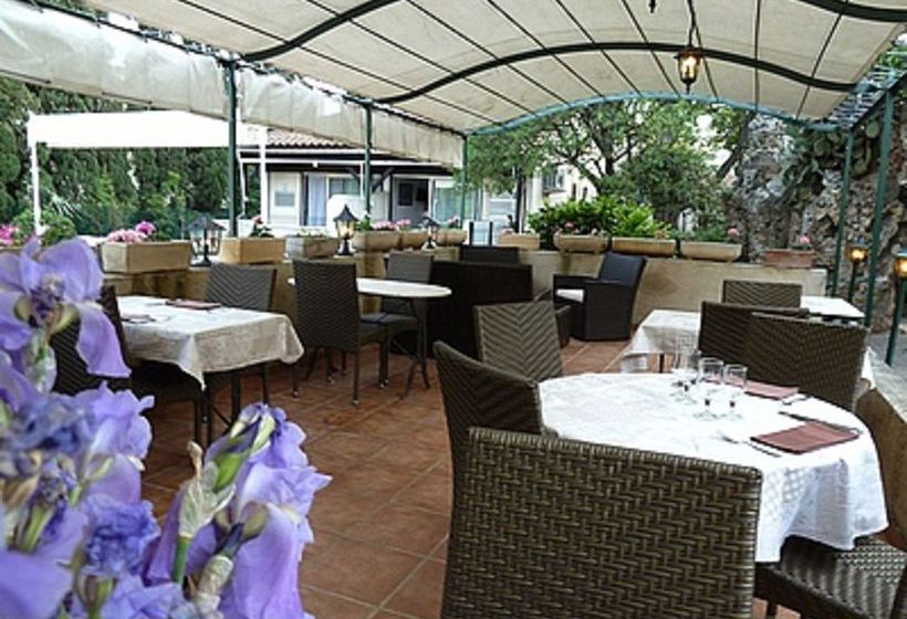 Hotel Residence les Cedres  | Villeneuve les Avignon | Gard | France 9