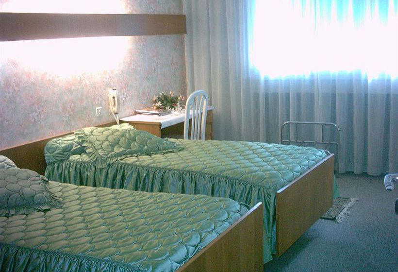 Hotel Perrier  | Violay | Loire | France 2