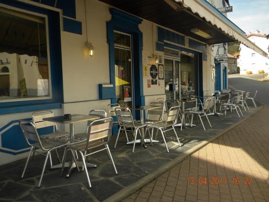 Hotel Perrier  | Violay | Loire | France 4