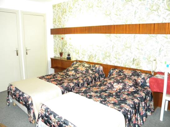 Hotel Perrier  | Violay | Loire | France 7