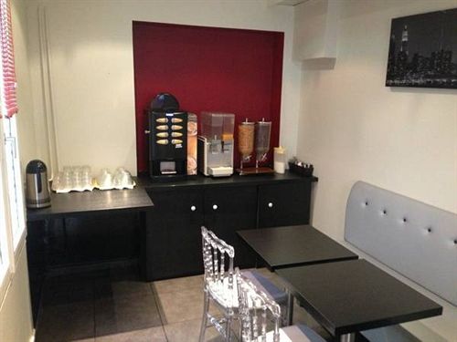 Hôtel D'Anjou  | Paris | Paris | France 17