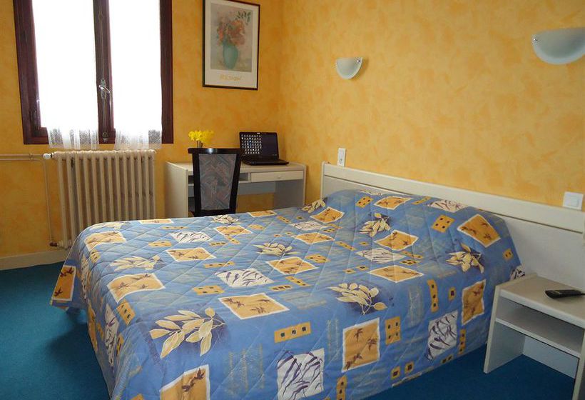 Hotel Des Voyageurs Millau