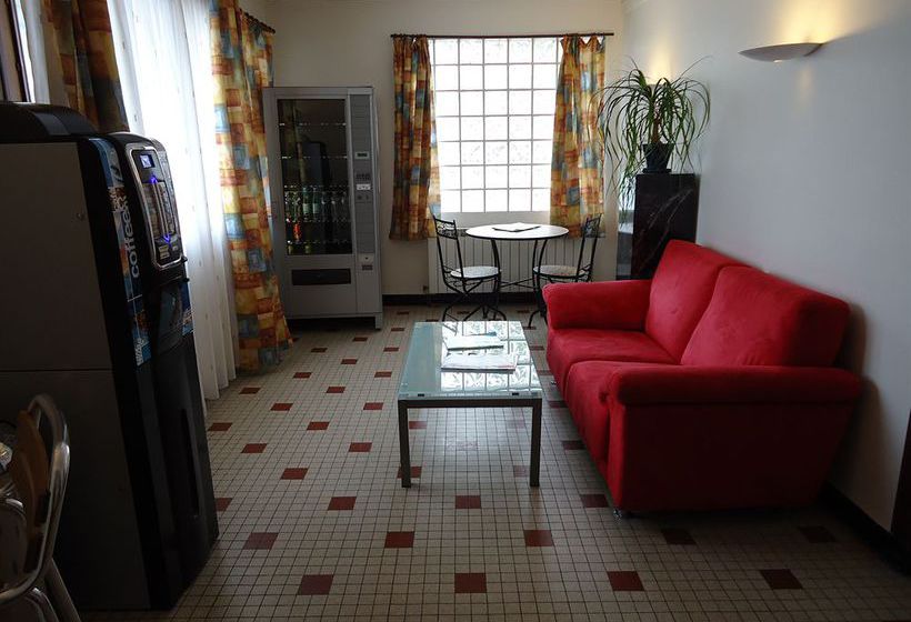 Hotel Des Voyageurs  | Millau | Aveyron | France 15