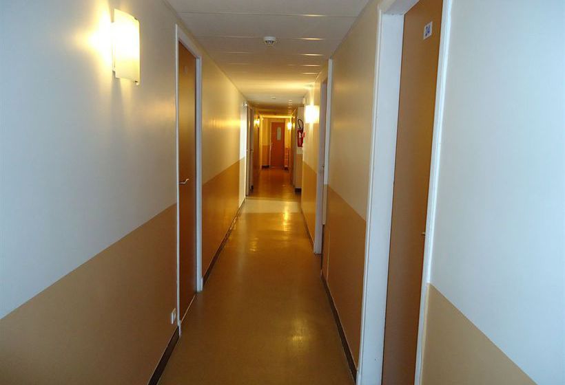 Hotel Des Voyageurs  | Millau | Aveyron | France 18