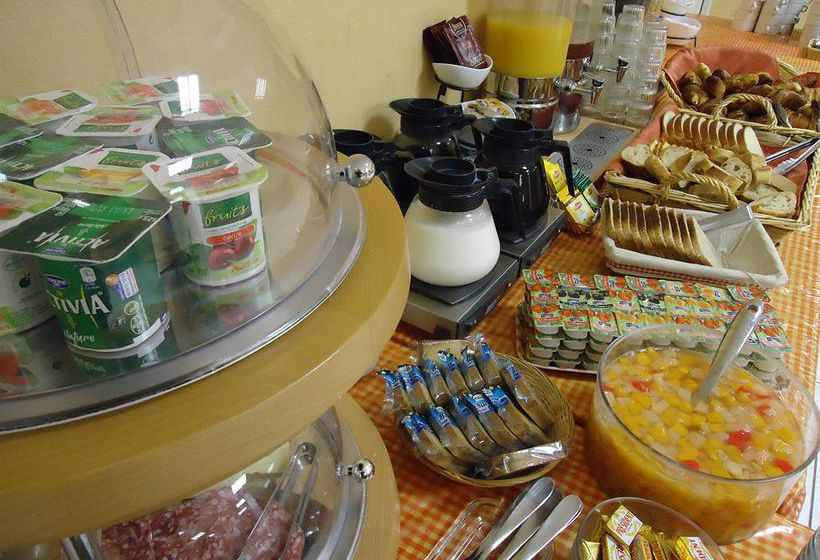 Hotel Des Voyageurs  | Millau | Aveyron | France 8