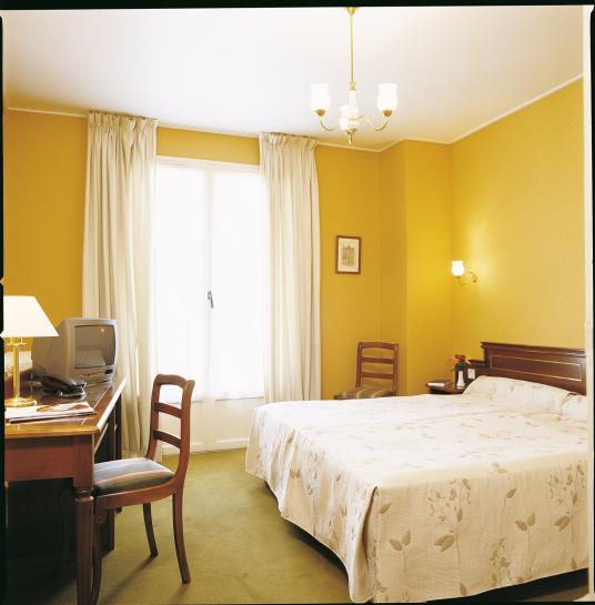 Inter-Hotel Hostellerie des Trois Pigeons  | Paray le Monial | Saone-et-Loire | France 13