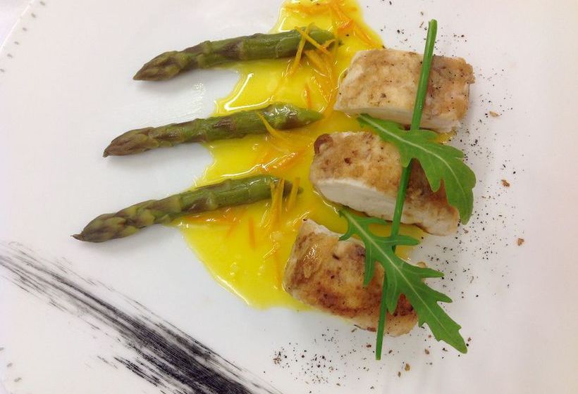 Inter-Hotel Hostellerie des Trois Pigeons  | Paray le Monial | Saone-et-Loire | France 3