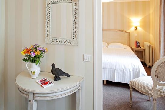 Inter-Hotel Hostellerie des Trois Pigeons  | Paray le Monial | Saone-et-Loire | France 6