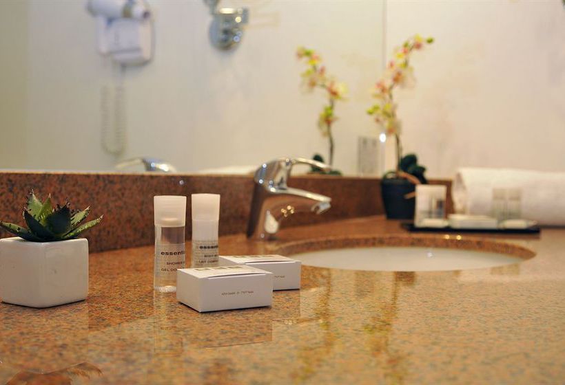 Hôtel Quality Suites Bordeaux Aeroport  | Merignac | Gironde | France 14