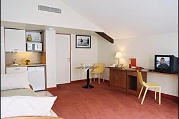 Hôtel Park & Suites Annemasse  | Annemasse | Haute-Savoie | France 2