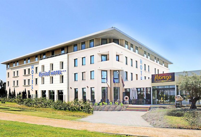 Hôtel Kyriad Avignon Courtine Gare TGV  | Avignon | Vaucluse | France 15