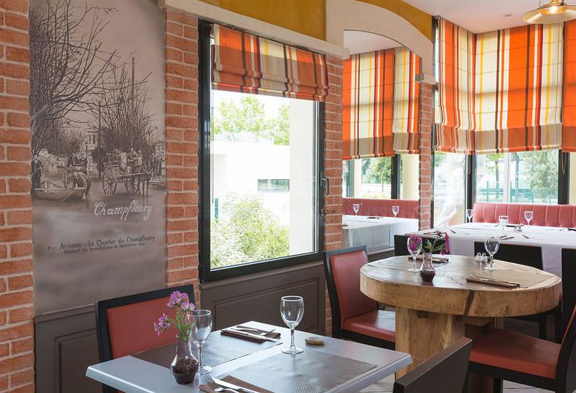 Hôtel Kyriad Avignon Courtine Gare TGV  | Avignon | Vaucluse | France 4