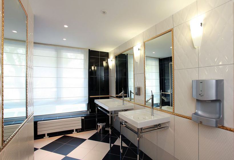 Hôtel Le Grand Pavois  | Juan-les-Pins | Alpes-Maritimes | France 10