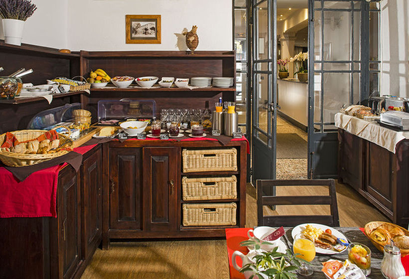 Hôtel Le Comtadin  | Carpentras | Vaucluse | France 17