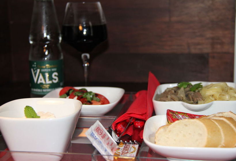 Hôtel Le Comtadin  | Carpentras | Vaucluse | France 20