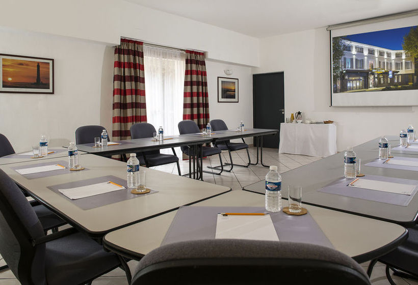 Hôtel Le Comtadin  | Carpentras | Vaucluse | France 9