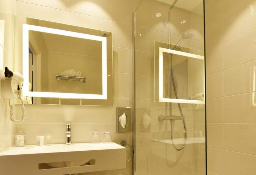 Hôtel 64 Nice  | Nice | Alpes-Maritimes | France 12