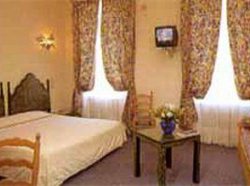 Hôtel Azteca  | Barcelonnette | Alpes-de-Haute-Provence | France 3