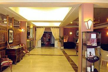 Hôtel Le Relais de Courlande  | Les Loges-en-Josas | Yvelines | France 6