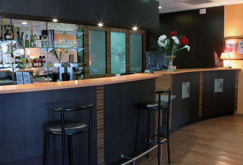 Hôtel L'Etoile Bleue  | Merignac | Gironde | France 4