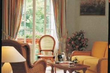 Manoir de Sornat Chateaux & Hotels De France  | Bourbon Lancy | Saone-et-Loire | France 1