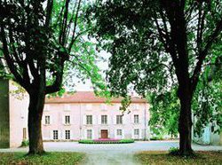 Chateau de Joyeuse Chateaux & Hotels De France  | Lapeyrouse-Mornay | Drôme | France