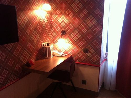 Hôtel Boris V  | Levallois Perret | Hauts-de-Seine | France 20