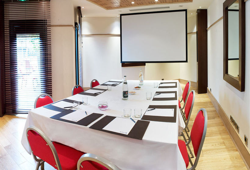 Radisson Blu Hotel Champs Elysees  | Paris | Paris | France 17