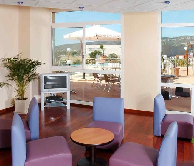 Hotel Ibis La Ciotat  | La Ciotat | Bouches du Rhone | France 15