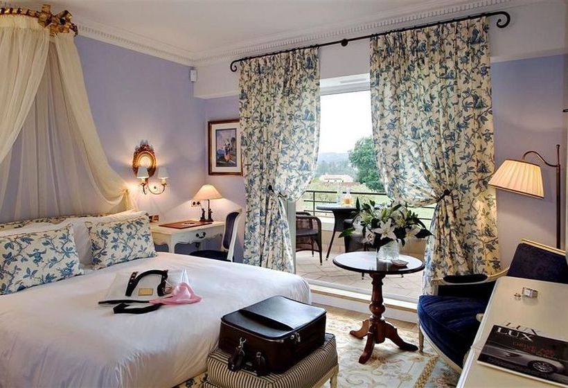 Hotel Le Mas de Pierre Alpes Marítimos