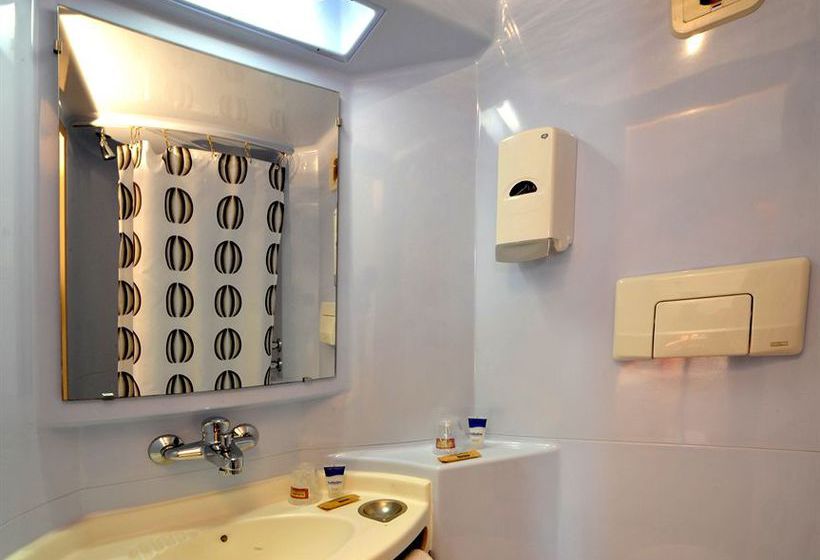 Hôtel Balladins Esbly Marne la Vallee  | Esbly | Seine-et-Marne | France 5