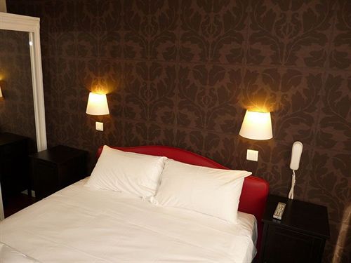 Hôtel Lutétia  | Marseille | Bouches du Rhone | France 5