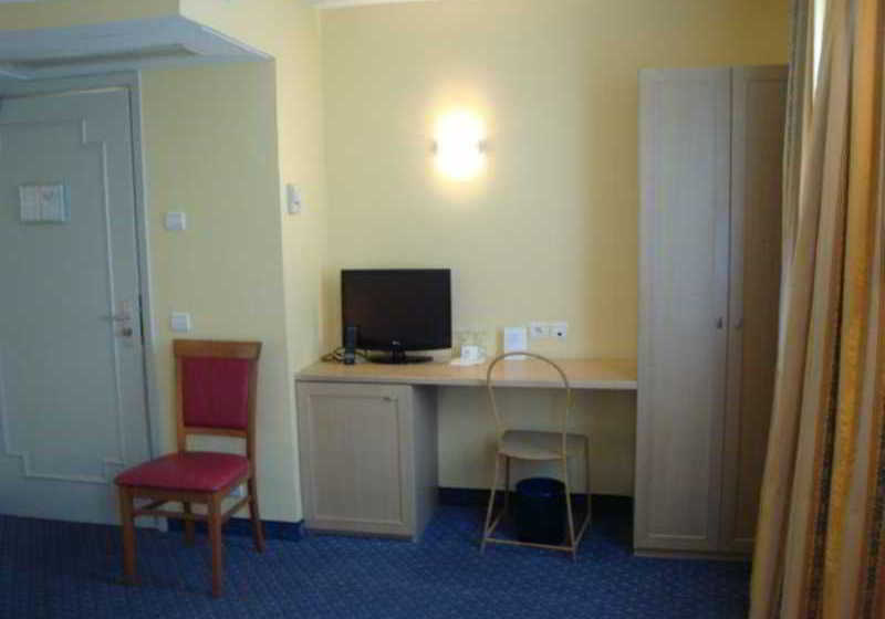 Hôtel Les Cigales  | Nice | Alpes-Maritimes | France 18