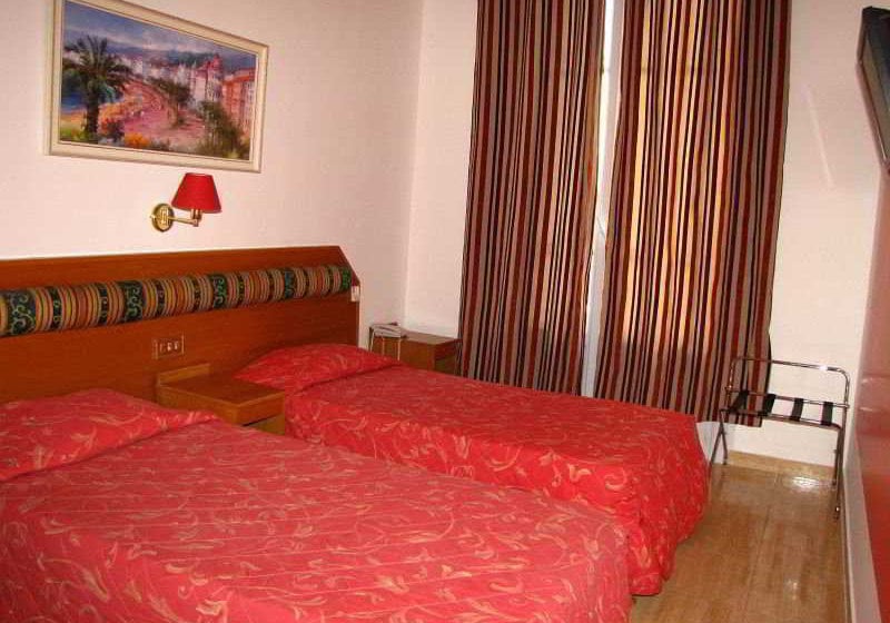 Hôtel Parisien  | Nice | Alpes-Maritimes | France 18